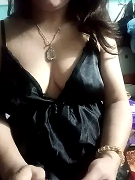 Snapshot of ZingCii chatting on November 2025 04:01:02 PM ZingCii online show from November 2025 04:01:02 PM