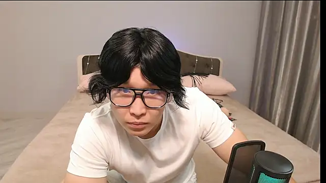 KaiChicken online show from October 2025 09:56:01 PM