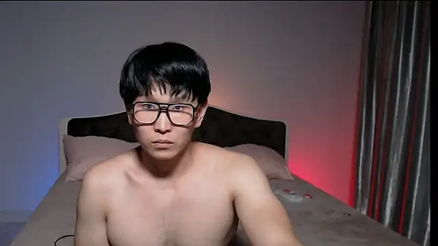 KaiChicken online show from October 2025 07:43:01 PM