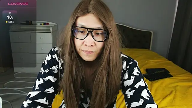 Snapshot of KaiChicken chatting on April 2026 11:13:02 AM KaiChicken online show from April 2026 11:13:02 AM