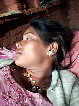 Snapshot of Katrina_kaif143 chatting on December 2025 03:29:01 PM Katrina kaif143 online show from December 2025 03:29:01 PM