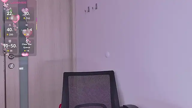 Snapshot of Sally_Katz chatting on October 2025 03:16:01 PM Sally Katz online show from October 2025 03:16:01 PM