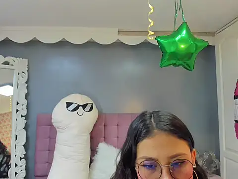 lola cook online show from October 2025 01:40:02 PM