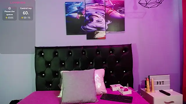 Snapshot of Jazmin_ny chatting on October 2025 01:47:02 PM Jazmin ny online show from October 2025 01:47:02 PM