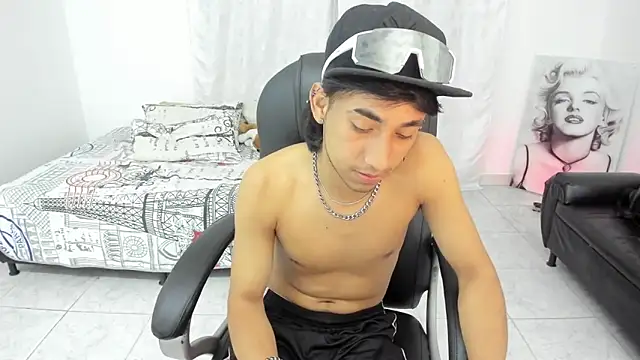 Snapshot of Austin_Booy chatting on September 2025 07:13:02 AM Austin Booy online show from September 2025 07:13:02 AM