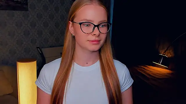 Snapshot of LibbyVenzeio chatting on October 2025 07:05:02 AM LibbyVenzeio online show from October 2025 07:05:02 AM