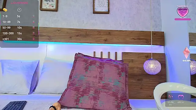 LucianaWainN online show from May 2026 02:45:01 PM