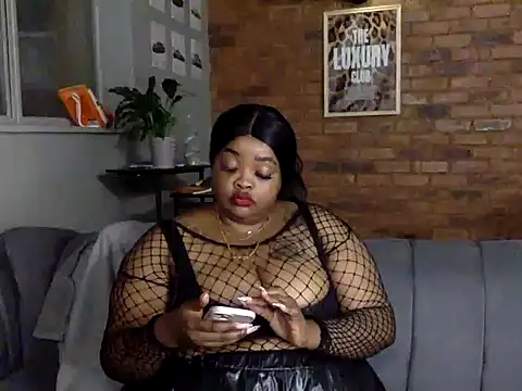 Snapshot of Enchanted_Cherry chatting on September 2025 07:08:01 PM Enchanted Cherry online show from September 2025 07:08:01 PM