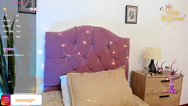 Snapshot of emma-green0 chatting on October 2025 02:19:01 PM emma-green0 online show from October 2025 02:19:01 PM