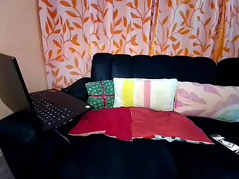 Snapshot of fayola20 chatting on December 2025 11:11:01 PM fayola20 online show from December 2025 11:11:01 PM