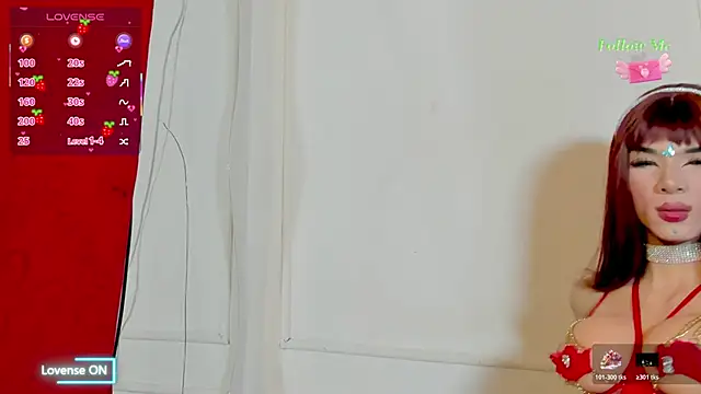 Snapshot of luxuryheaven_8 chatting on November 2025 04:57:01 AM luxuryheaven 8 online show from November 2025 04:57:01 AM