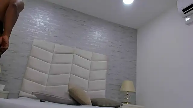 Snapshot of jax_black chatting on October 2025 07:03:02 PM jax black online show from October 2025 07:03:02 PM