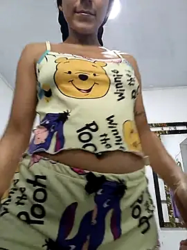 Lucyfoox online show from October 2025 01:33:02 PM