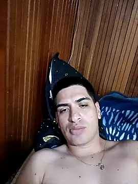 daniandr119 online show from November 2025 12:42:02 AM