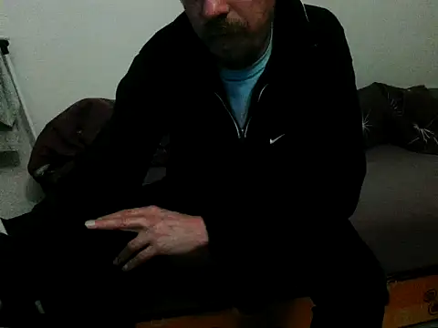 honzinka83 online show from November 2025 06:01:02 PM