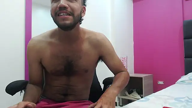 Juan FelipeX01 online show from October 2025 04:16:01 PM