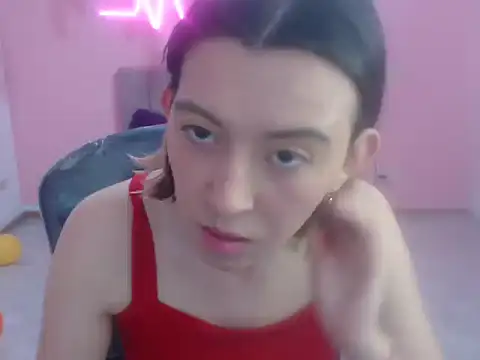 Snapshot of cristal_hills_19 chatting on November 2025 03:33:02 PM cristal hills 19 online show from November 2025 03:33:02 PM