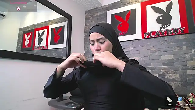 Snapshot of Neesha__ chatting on October 2025 08:29:01 PM Neesha online show from October 2025 08:29:01 PM