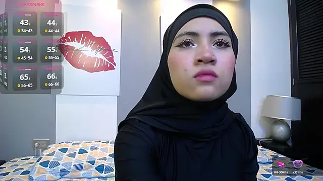 Snapshot of Neesha__ chatting on October 2025 08:25:01 PM Neesha online show from October 2025 08:25:01 PM