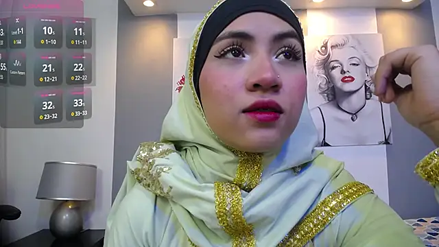 Snapshot of Neesha__ chatting on November 2025 07:13:01 PM Neesha online show from November 2025 07:13:01 PM