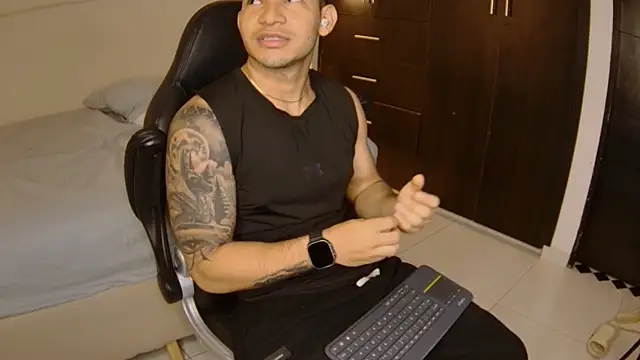 venedic bull online show from February 2026 03:33:02 AM