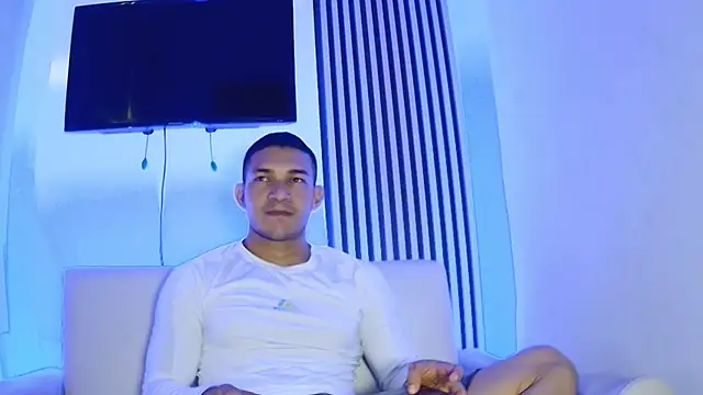 Snapshot of venedic_bull chatting on February 2026 04:30:01 AM venedic bull online show from February 2026 04:30:01 AM