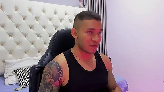 Snapshot of venedic_bull chatting on March 2026 04:40:02 AM venedic bull online show from March 2026 04:40:02 AM