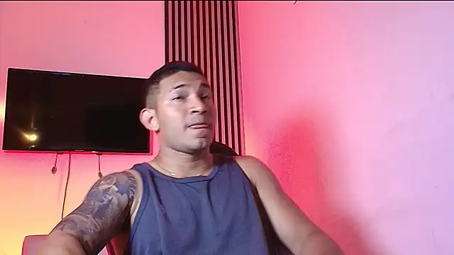 Snapshot of venedic_bull chatting on March 2026 08:36:02 PM venedic bull online show from March 2026 08:36:02 PM