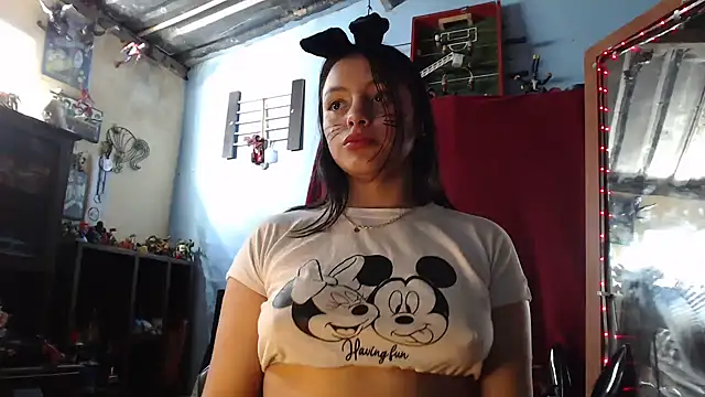 lizethavila online show from April 2026 01:47:02 AM