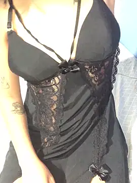 deby 03 online show from October 2025 11:28:02 PM