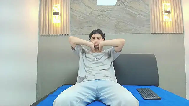 Snapshot of ISRAEL_GRAY chatting on October 2025 07:22:02 PM ISRAEL GRAY online show from October 2025 07:22:02 PM