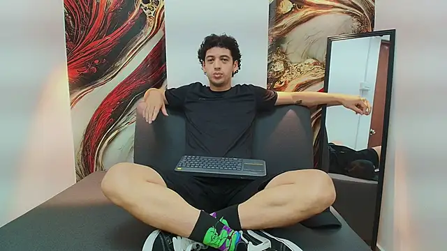 Snapshot of ISRAEL_GRAY chatting on November 2025 07:26:01 PM ISRAEL GRAY online show from November 2025 07:26:01 PM