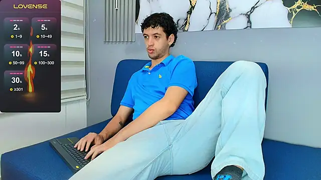 Snapshot of ISRAEL_GRAY chatting on November 2025 12:59:02 PM ISRAEL GRAY online show from November 2025 12:59:02 PM