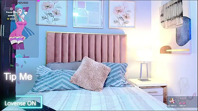 Snapshot of ElektraBlue chatting on October 2025 04:19:02 AM ElektraBlue online show from October 2025 04:19:02 AM