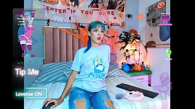 Snapshot of ElektraBlue chatting on November 2025 07:57:02 PM ElektraBlue online show from November 2025 07:57:02 PM