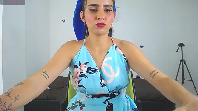 Snapshot of katya_dafne18 chatting on September 2025 04:17:02 AM katya dafne18 online show from September 2025 04:17:02 AM