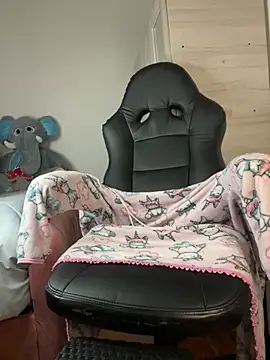 Miichii online show from March 2026 01:23:01 AM