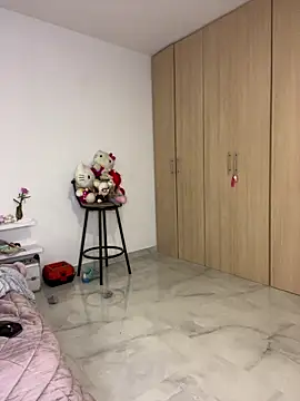 Snapshot of Zoe_riivas chatting on October 2025 10:47:01 AM Zoe riivas online show from October 2025 10:47:01 AM