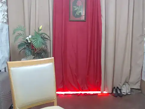 Snapshot of sweet_yummy69 chatting on October 2025 10:47:02 PM sweet yummy69 online show from October 2025 10:47:02 PM