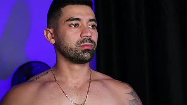 Snapshot of SOY_MIKE chatting on October 2025 09:45:01 PM SOY MIKE online show from October 2025 09:45:01 PM