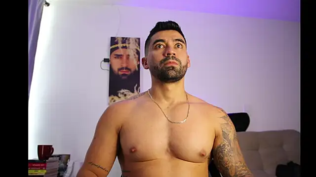 SOY MIKE online show from March 2026 06:02:02 PM