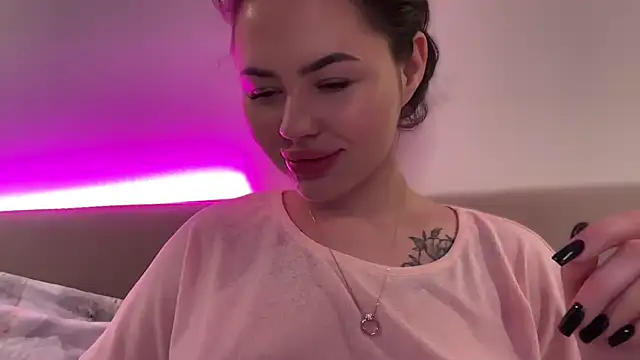 AlmaryKim online show from September 2025 08:25:01 PM