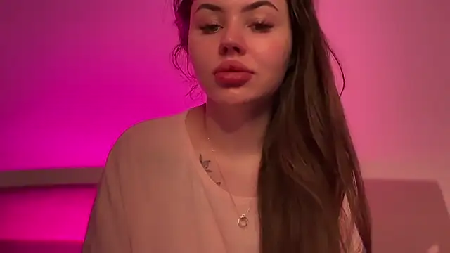 AlmaryKim online show from November 2025 04:29:01 PM