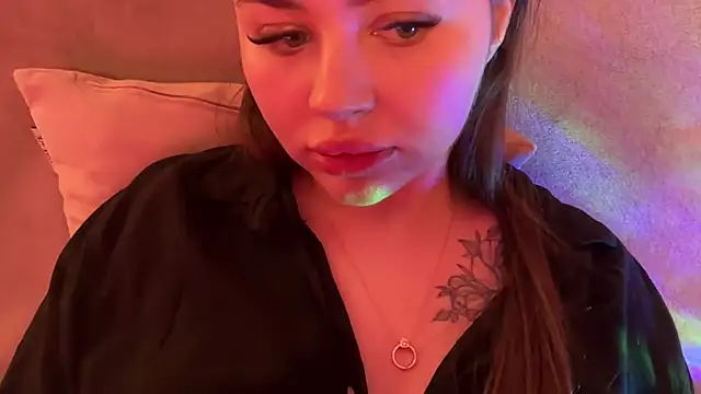 AlmaryKim online show from April 2026 07:15:02 PM