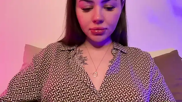 AlmaryKim online show from April 2026 06:57:02 PM