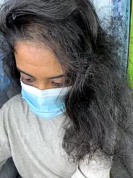 Snapshot of SukiyamaAsia chatting on November 2025 07:14:01 AM SukiyamaAsia online show from November 2025 07:14:01 AM