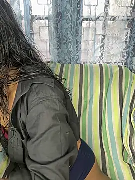 Snapshot of SukiyamaAsia chatting on February 2026 06:34:02 AM SukiyamaAsia online show from February 2026 06:34:02 AM