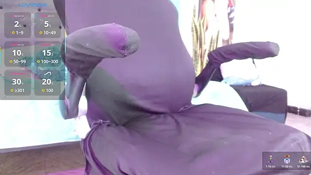 Snapshot of roxx_iie chatting on November 2025 07:25:02 PM roxx iie online show from November 2025 07:25:02 PM