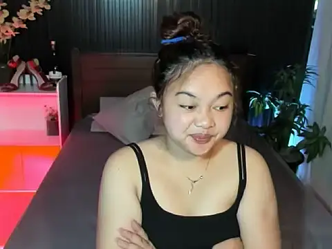 Snapshot of UrFavouriteCravings chatting on October 2025 12:22:02 AM UrFavouriteCravings online show from October 2025 12:22:02 AM