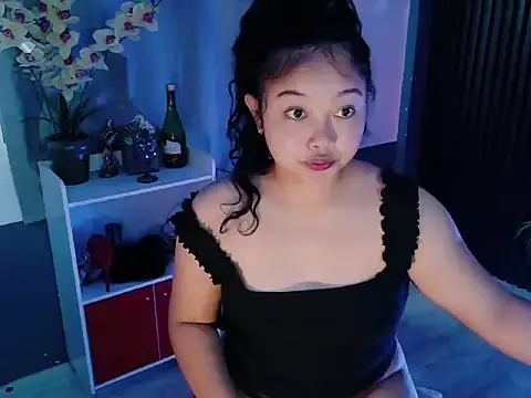 Snapshot of UrFavouriteCravings chatting on February 2026 02:51:01 AM UrFavouriteCravings online show from February 2026 02:51:01 AM